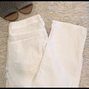 Frame Demi’s White Jeans